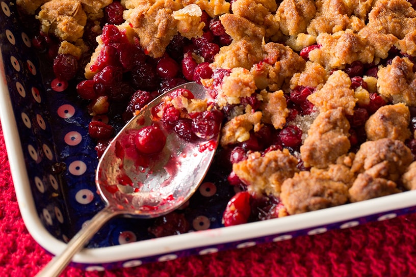 Crumble met cranberry's in ovenschaal